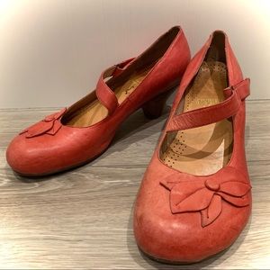 Miz Mooz Size 11 woman’s shoes